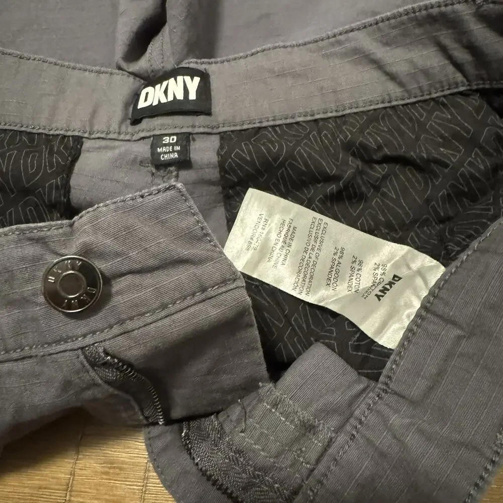 DKNY Gray Cargo Shorts Casual Durable Design size 30 men’s shorts